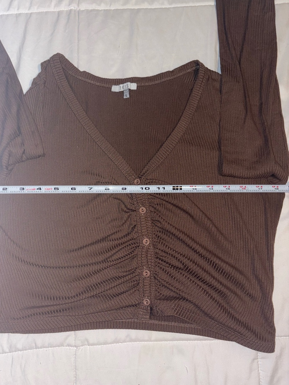 iris Brown Ribbed Ruched Button-Front Long Sleeve Crop Top - Picture 3 of 4